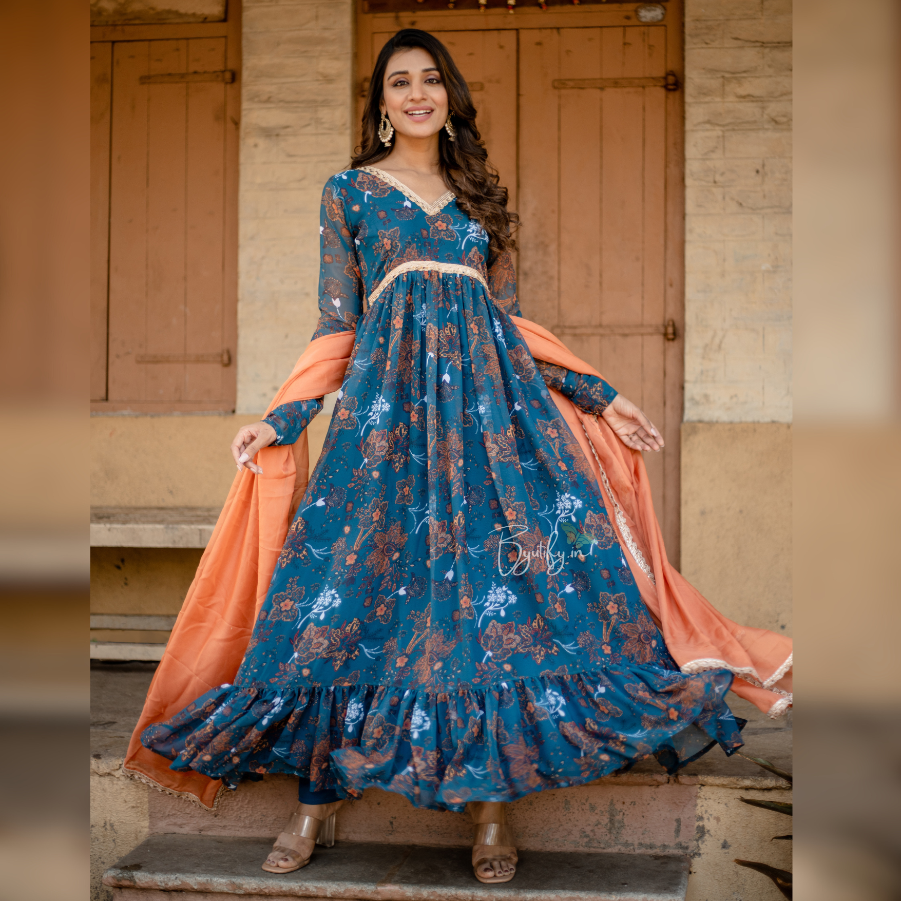 Peacock Colour Combination White Salwar Suit With Blue Dupatta